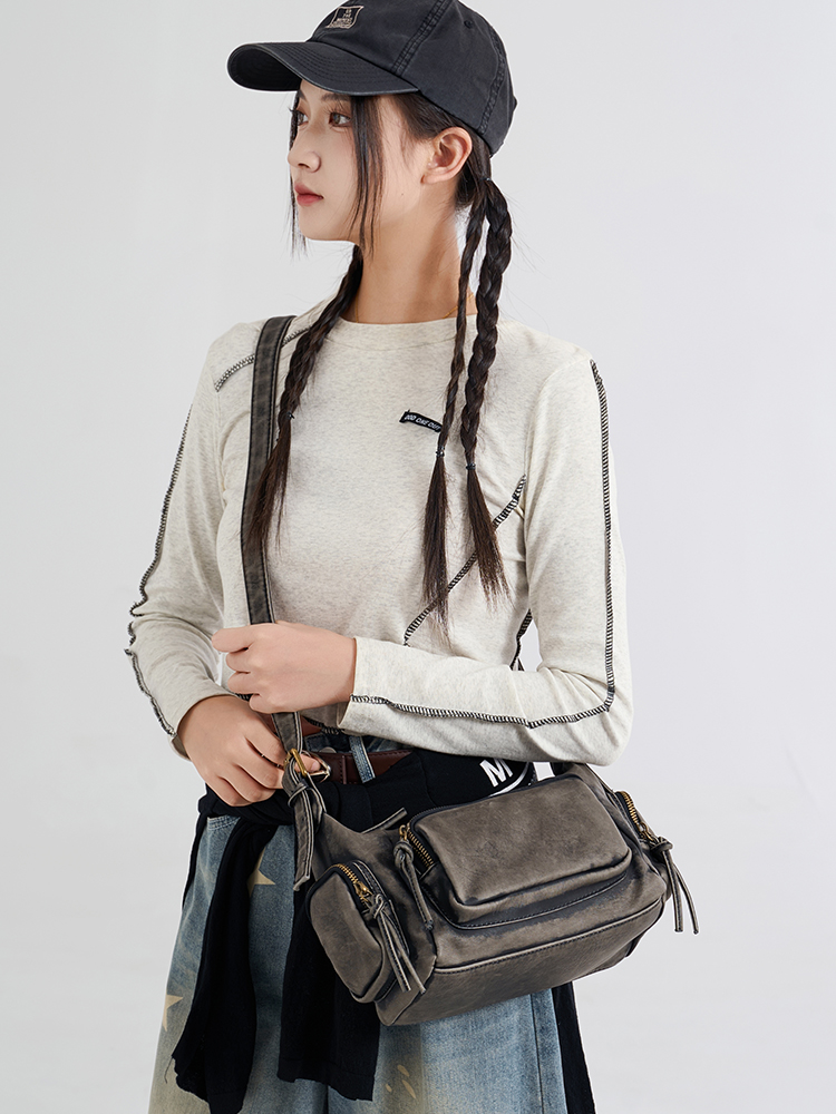 Retro Soft Leather Square Bag  - огляд і ціна Women'S Young Bags