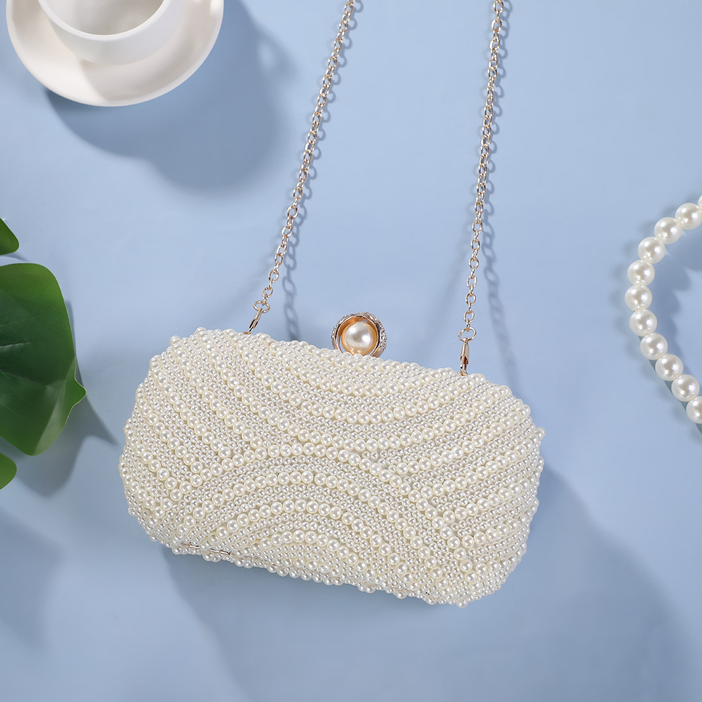 Simple Women's Handheld Pearl  - огляд і ціна Women Handheld Bags
