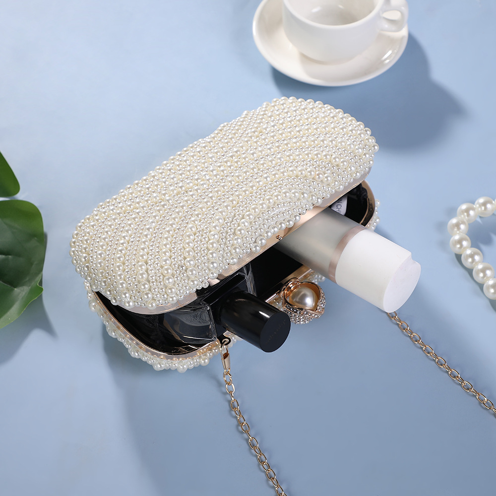 Simple Women's Handheld Pearl  - огляд і ціна Women Handheld Bags