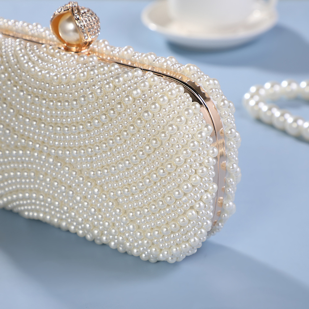 Simple Women's Handheld Pearl  - огляд і ціна Women Handheld Bags