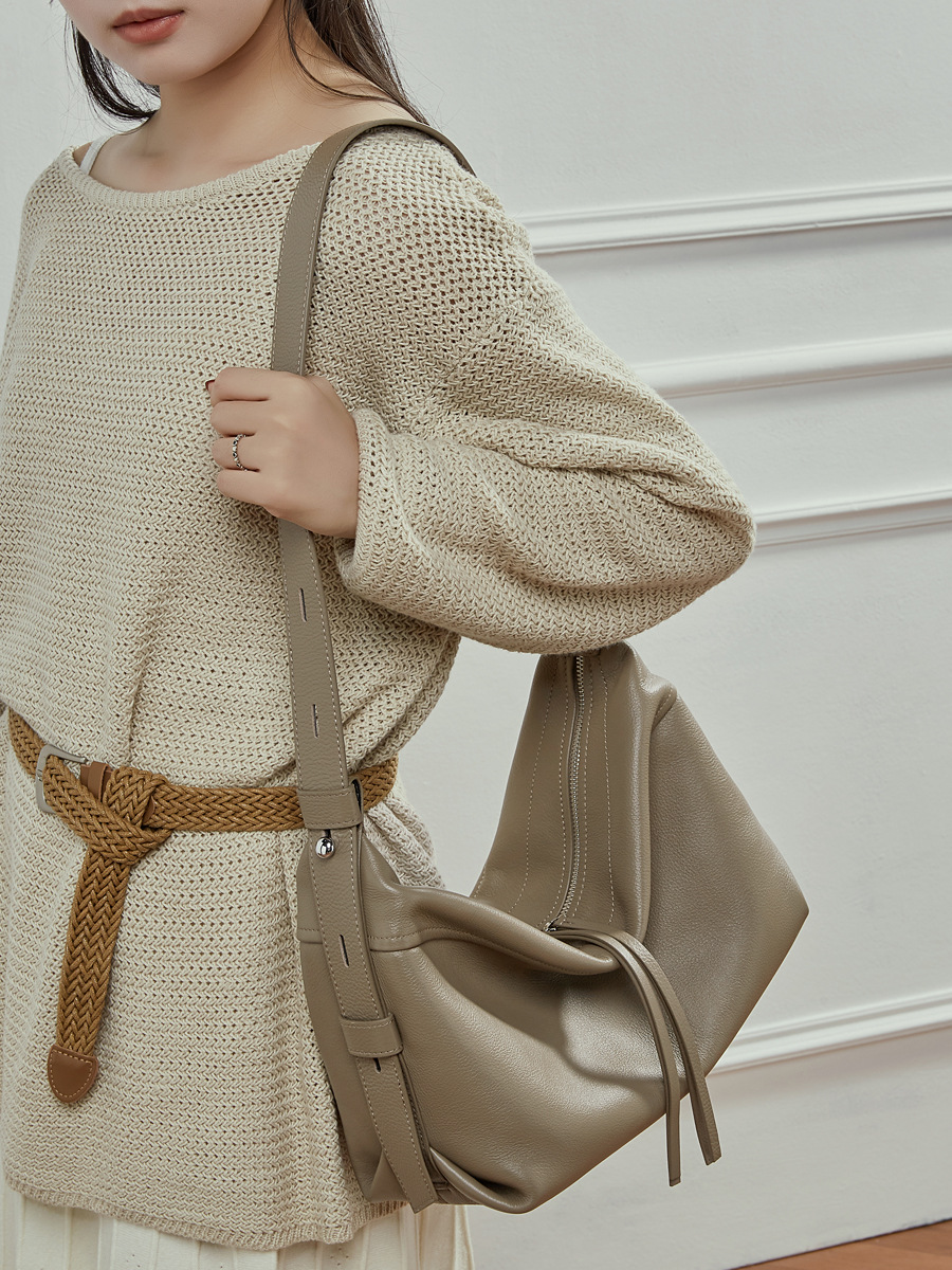 Versatile Slouchy Bags Genuine - огляд і ціна Hobo Bag Slouchy