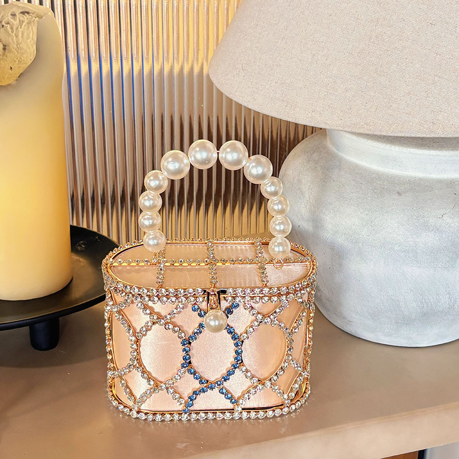 French Pearl Diamond Hand-held - огляд і ціна Women Handheld Bags
