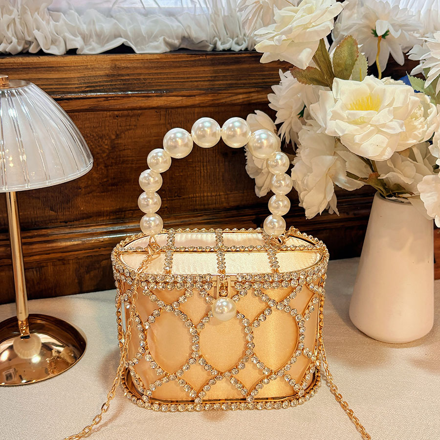 French Pearl Diamond Hand-held - огляд і ціна Women Handheld Bags