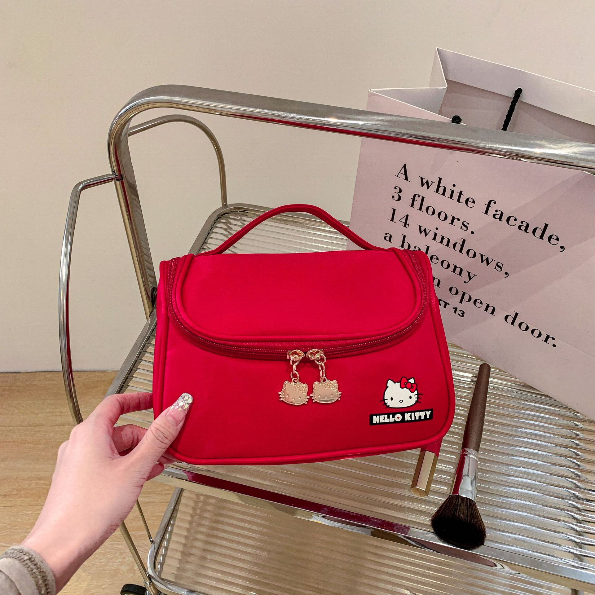 Hello Kitty Cartoon Cute Cat M - огляд і ціна Women Handheld Bags